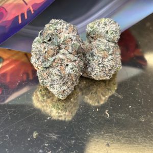 Marshmallow Runtz cannabis flower buds